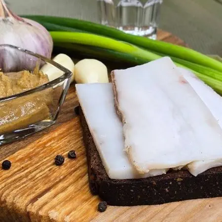 Сало солёное